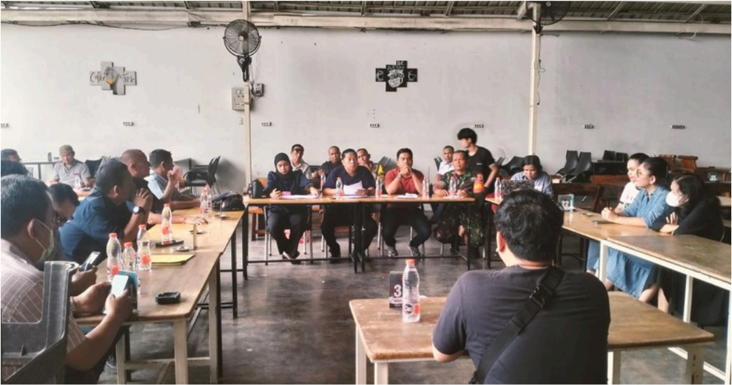 Rapat Mediasi Warga Dengan Pemilik Coffee Coju