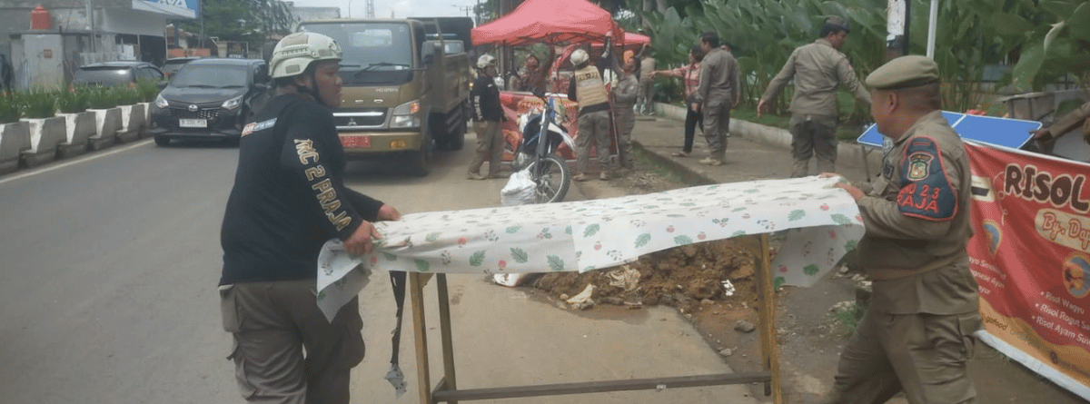 Kegiatan penataan dan samberlang PK5 di sekitaran Taman Cadika dan Jl dr Mansyur Kota Medan