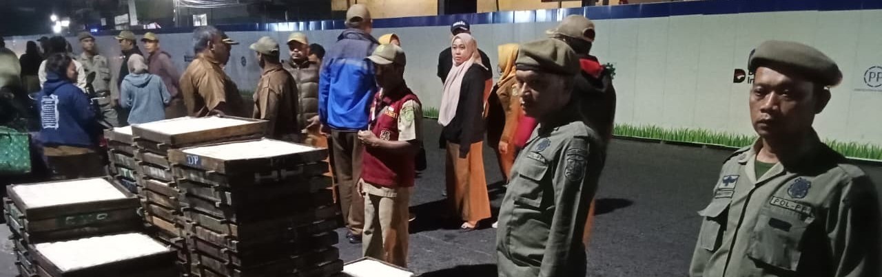 Penertiban Pedagang Kaki Lima ( PK5 ) di Pasar Simpang Limun JL. M Nawi Harahap