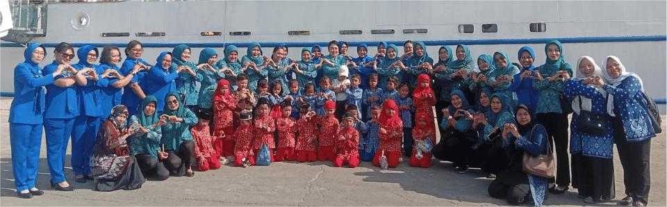 Kegiatan Pengamanan Dan Pengawalan Ibu Walikota Medan Pada Acara Field Trip Bersama Murid PAUD Kecamatan Medan Belawan Di KRI Bima Suci