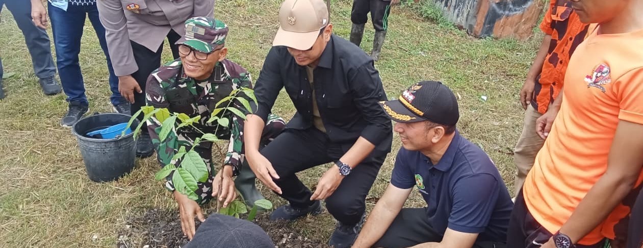Giat Pengawalan Bapak Walikota Medan Acara Sapa Warga dan Gotong Royong Massal di Kecamatan Medan Sunggal