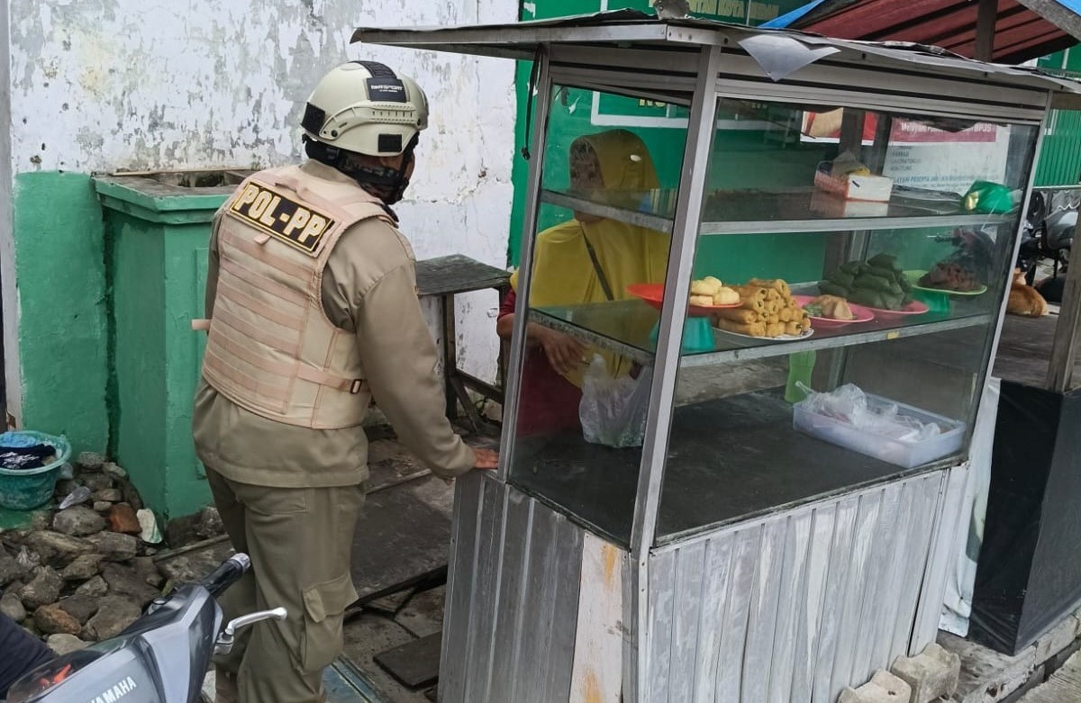 TRC Bergerak Lakukan Pembersihan PK5 di Rute Penilaian Adipura