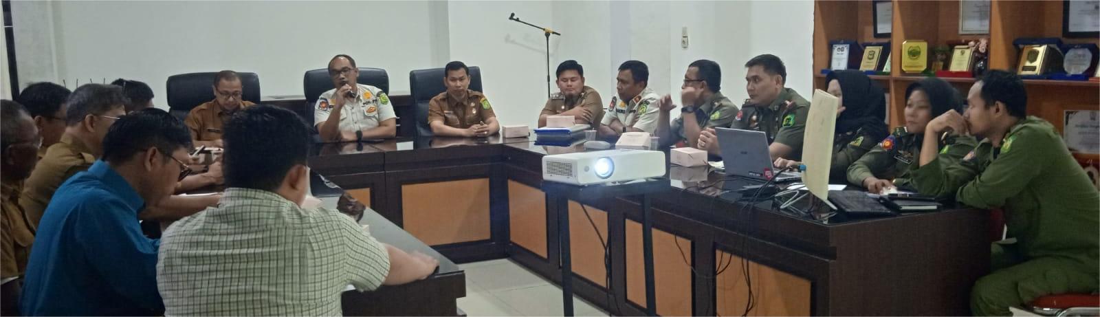 Giat Undangan Rapat Koordinasi Rencana Pembongkaran Bangunan Tembok yang Berada di Daerah Milik Jalan (DAMIJA) berlokasi di Perumahan Contempo Jl. Brigjen Zein Hamid Kel. Titi Kuning Kec. Medan Johor